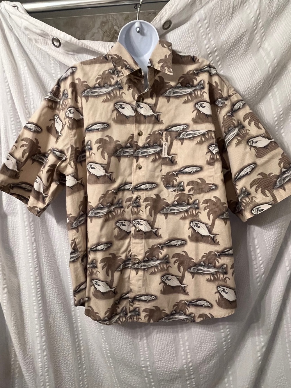 Columbia Beige and Brown Tropical Fish Camp Shirt size medium